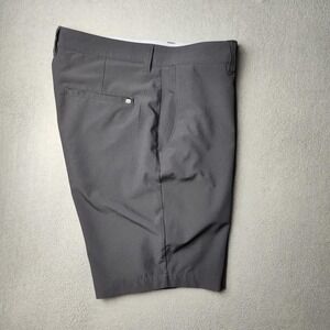 Travis Mathew Shorts Mens 34 Gray 9" Performance Golf Stretch Lightweight Casual